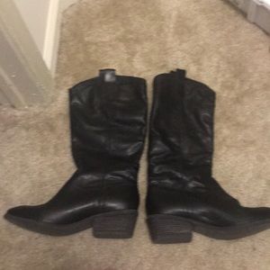 Black boots — Steven